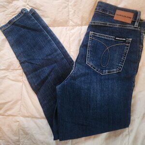 NEW Calvin Klein dark wash High Rise skinny denim